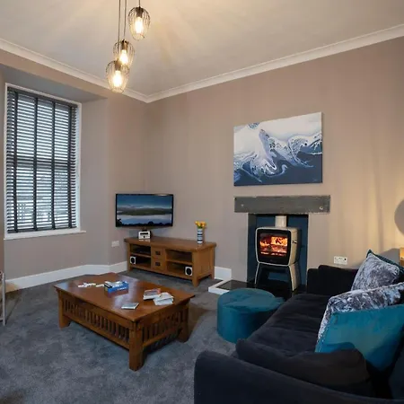 Spacious With Outstanding Views By Letmestay * Ambleside