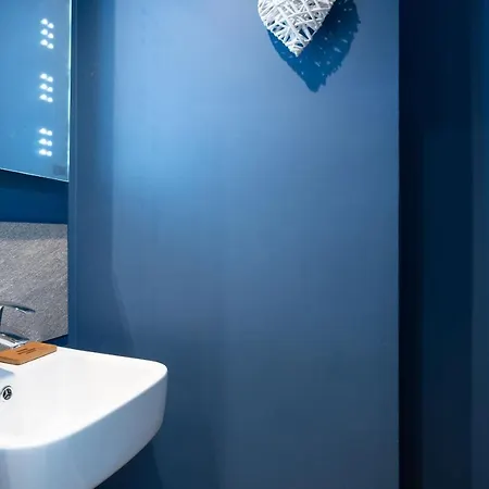 Spacious With Outstanding Views By Letmestay Ambleside