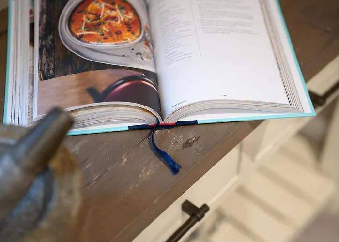 Spacious With Outstanding Views By Letmestay Lägenhet