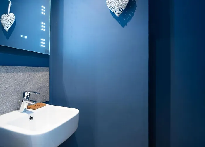 Spacious With Outstanding Views By Letmestay Ambleside